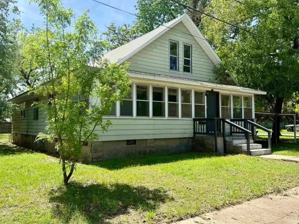 611 Fillmore Street, Clarksville, AR 72830