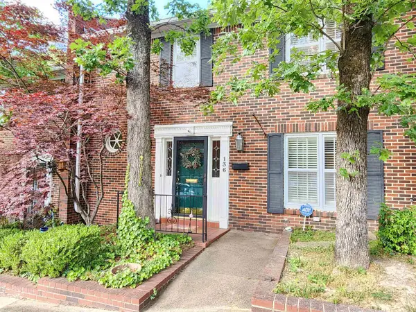 136 Cambridge Place #136, Little Rock, AR 72227