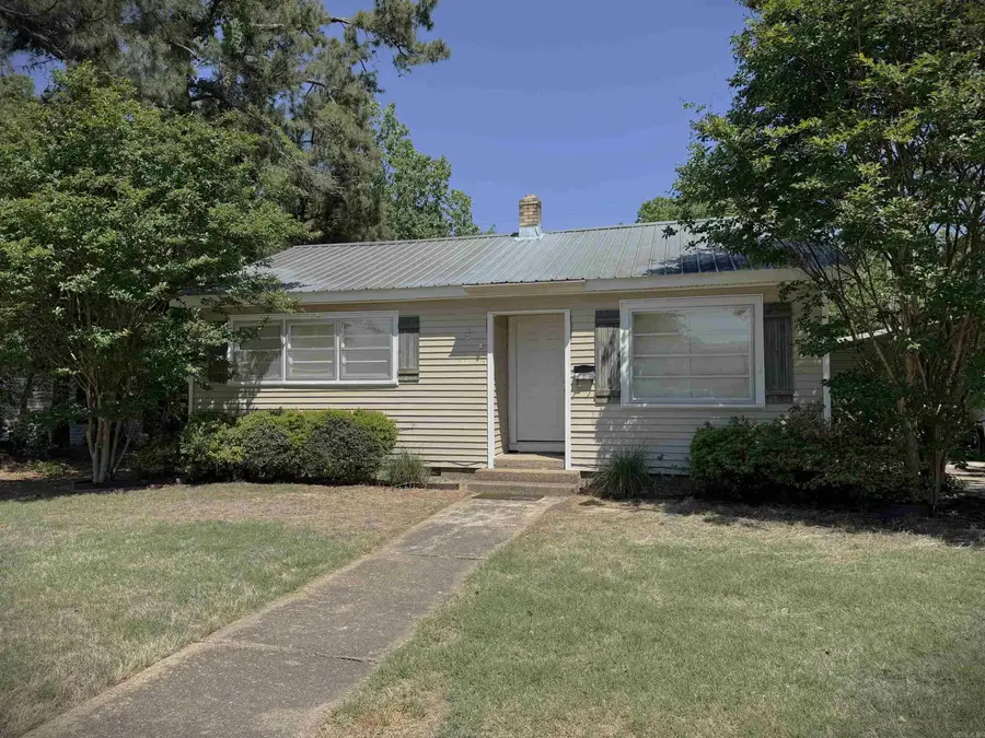 1206 Forrest Ave E, Wynne, AR 72396 - #3
