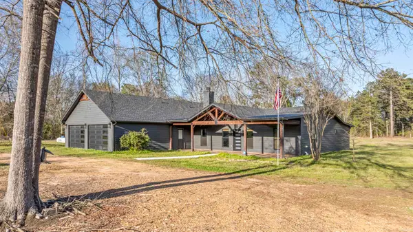 512 Pine St, Winthrop, AR 71866
