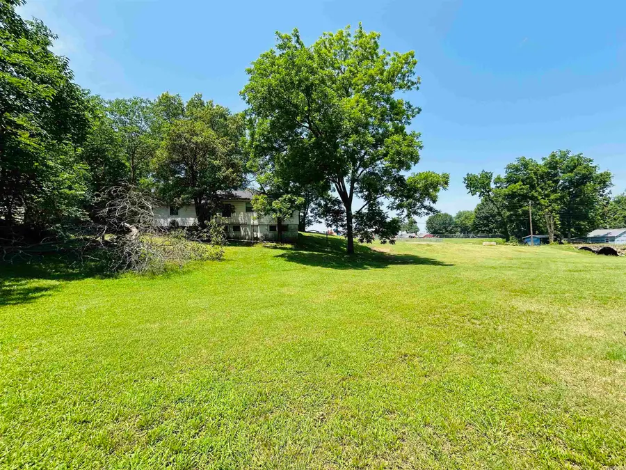 110 Saint Vincent St., Morrilton, AR 72110 - #3
