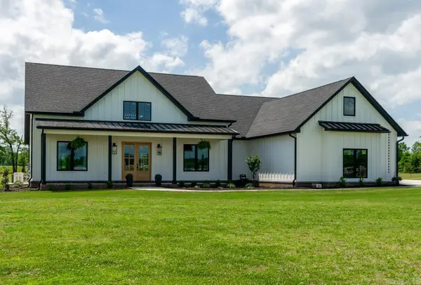 25 Green Meadows Drive, Vilonia, AR 72173