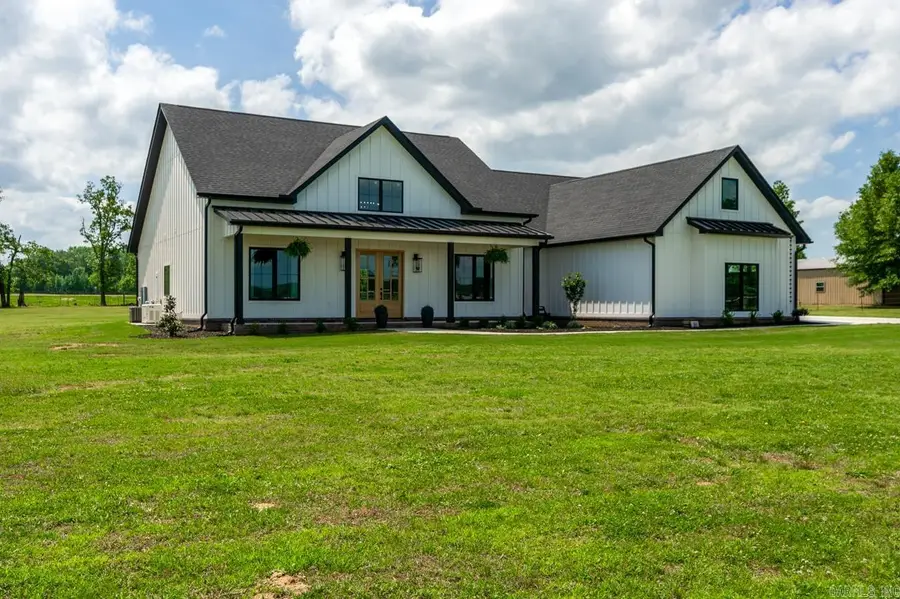 25 Green Meadows Drive, Vilonia, AR 72173 - #3