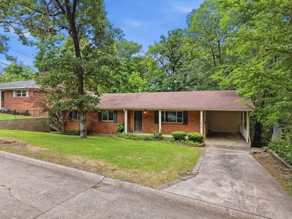 1611 Grove Hill Road, North Little Rock, AR 72116