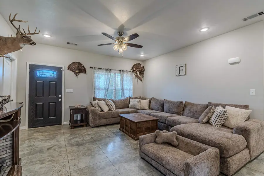 302 Stacy Drive, Paragould, AR 72450 - #2
