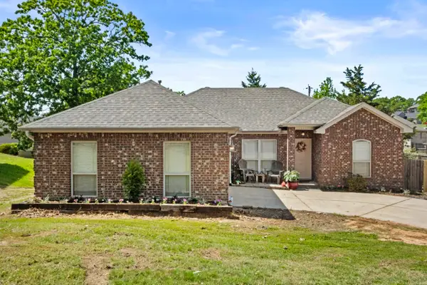 10610 Rockbrook Dr, Sherwood, AR 72120