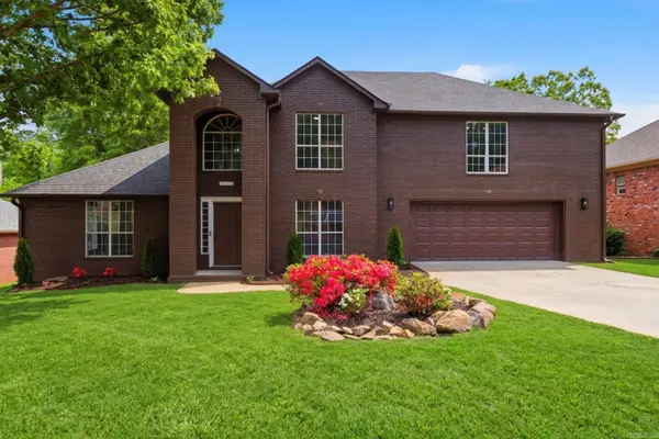 2001 Sawgrass Drive, Little Rock, AR 72212