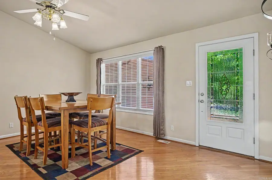 21 Badajoz Way, Hot Springs Village, AR 71909 - #3