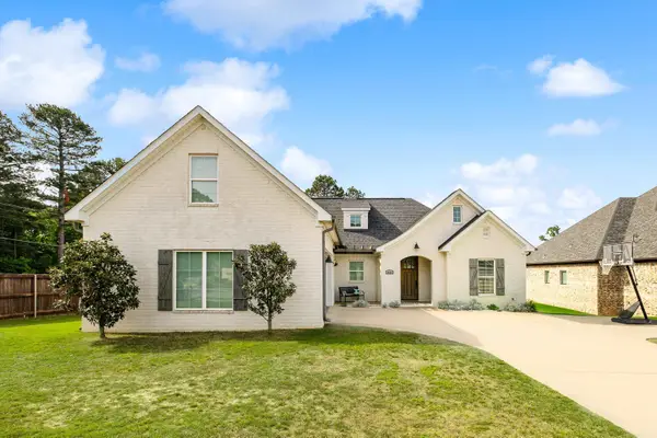 2401 Aberdeen Drive, Bryant, AR 72019