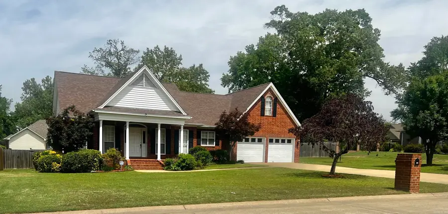 602 River Oaks Boulevard, Searcy, AR 72143 - #2