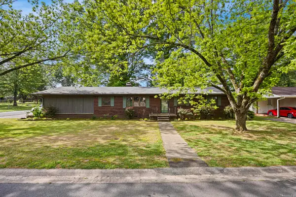 1414 Holloway Street, Morrilton, AR 72110