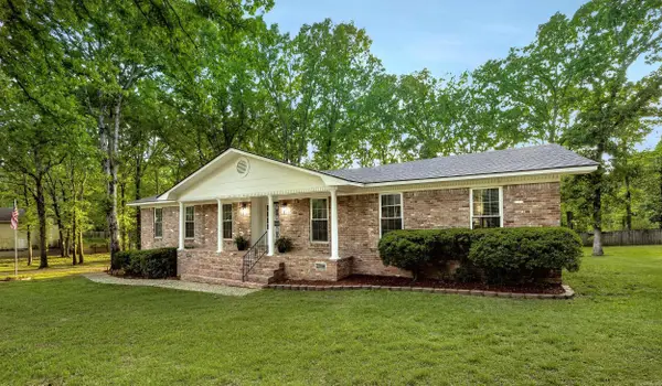 15 Shady Ln Lane, Jacksonville, AR 72076