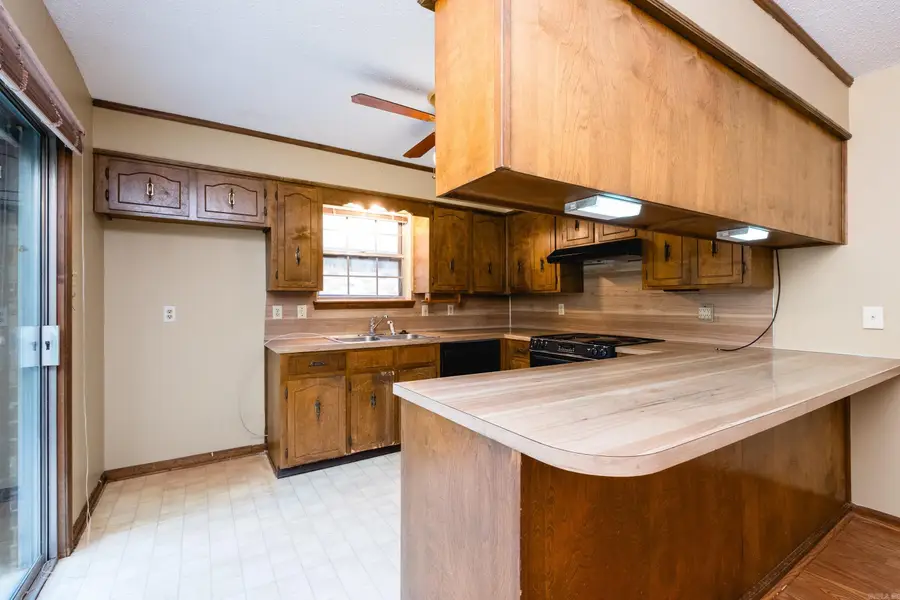 14106 Ridgewood Drive, Little Rock, AR 72211 - #3