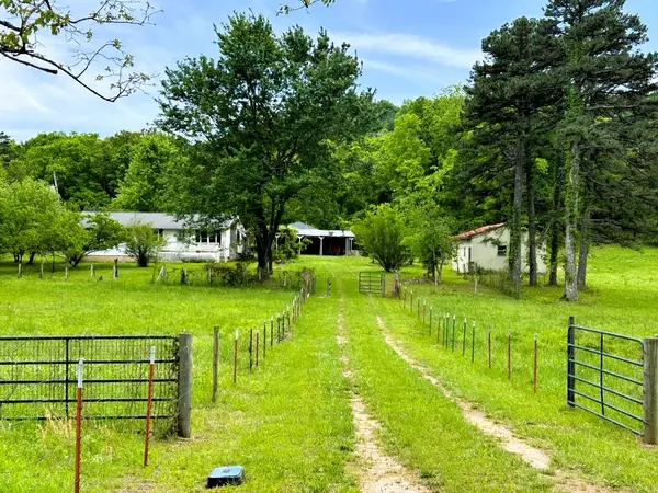 227 Cedar Creek Road, Marshall, AR 72650