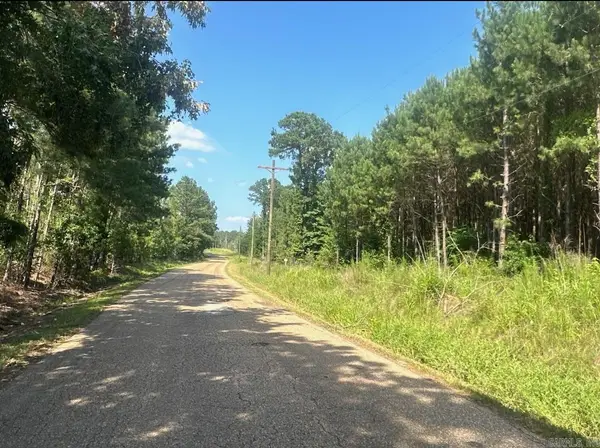 22-17-19 Us Hwy 82, Village, AR 71753