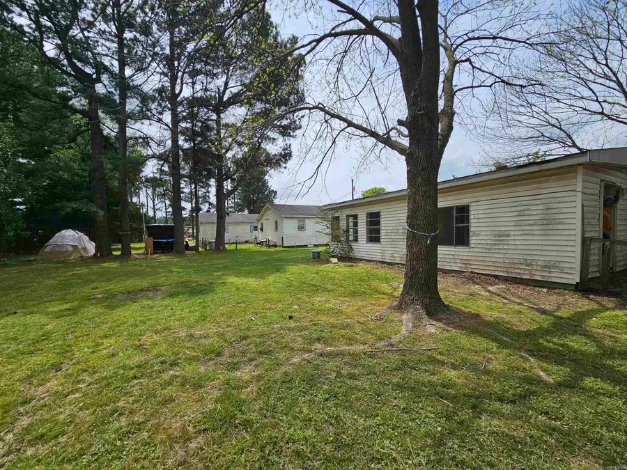 305 S 17th Avenue, Paragould, AR 72450 - #2