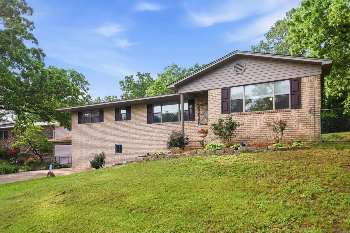 106 Harrison Place, Hot Springs, AR 71913 - #1