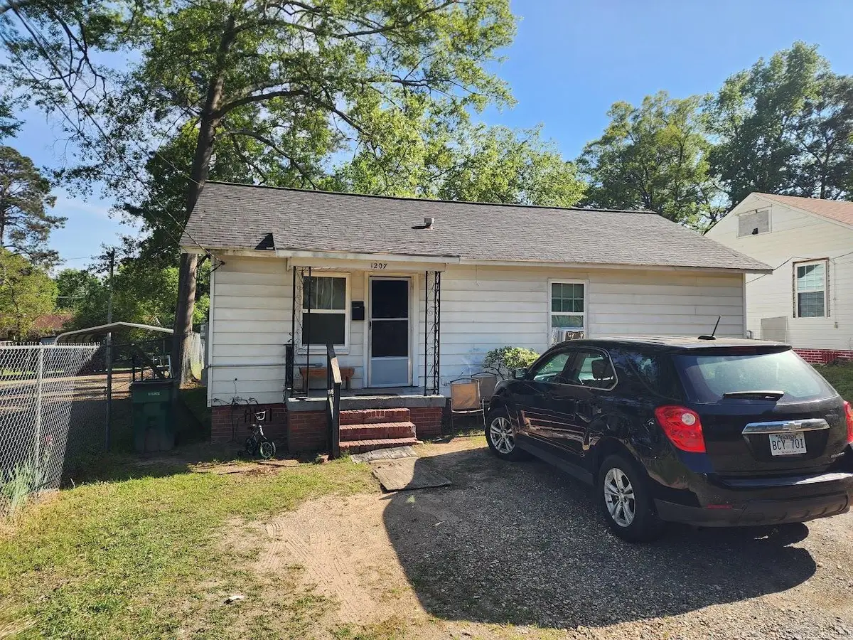 1207 Robinson, El Dorado, AR 71730 - #1