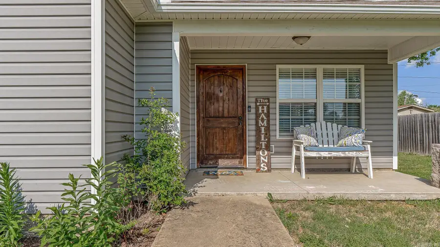 102 Cindy Street, Paragould, AR 72450 - #3