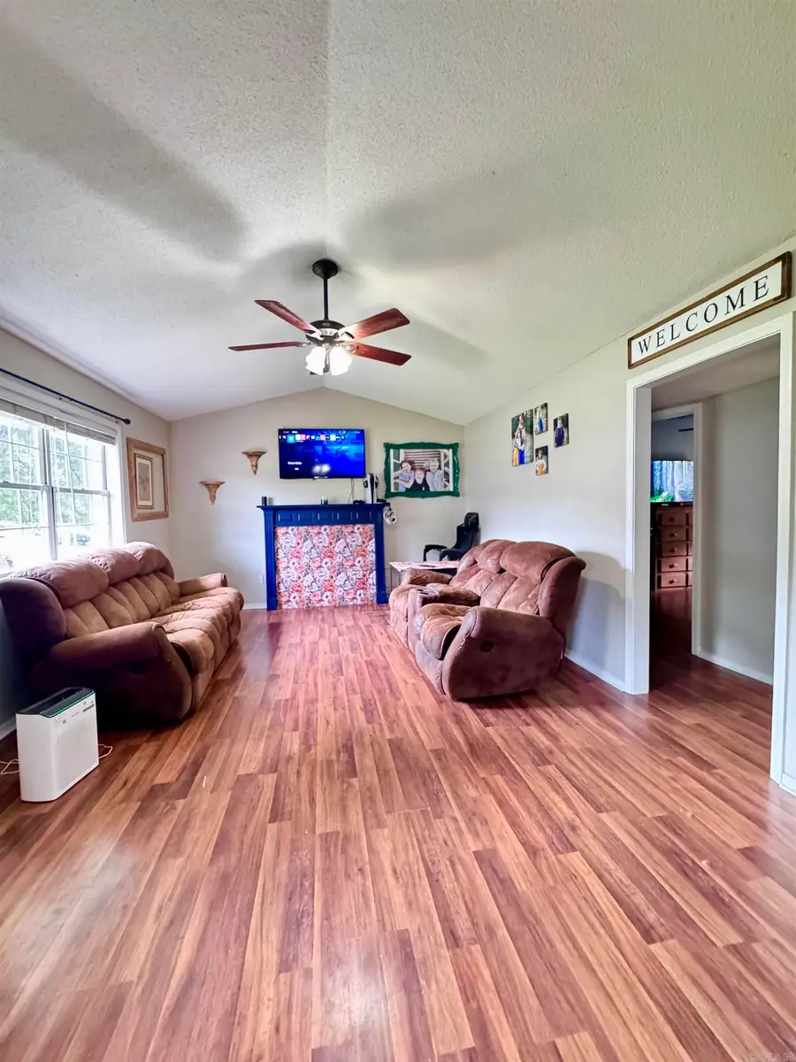 3 Whitney Ln, Clarksville, AR 72830 - #2