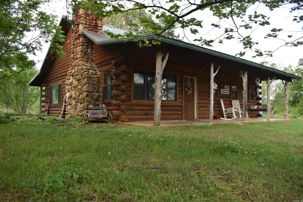 5285 Centerpoint Road, Waldron, AR 72958