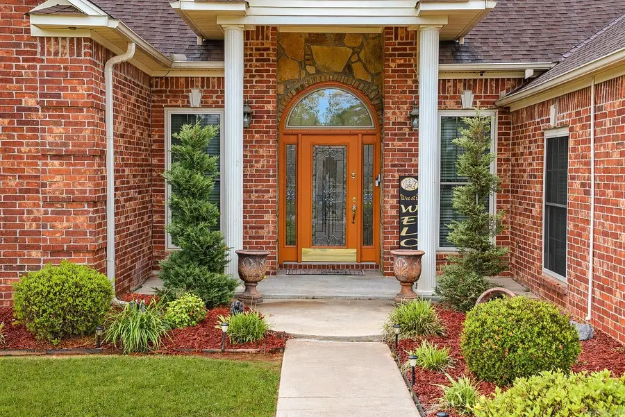 7203 Lakewood Court, Pine Bluff, AR 71603 - #2