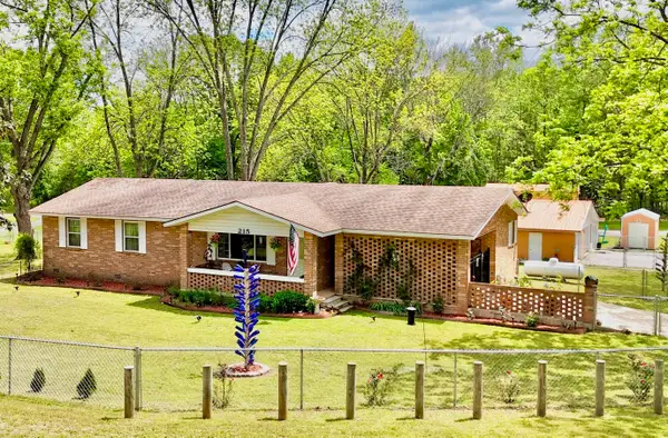 215 W Main Street, Evening Shade, AR 72532