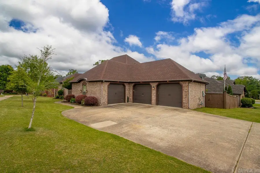 127 Lake Valley Dr., Maumelle, AR 72113 - #2