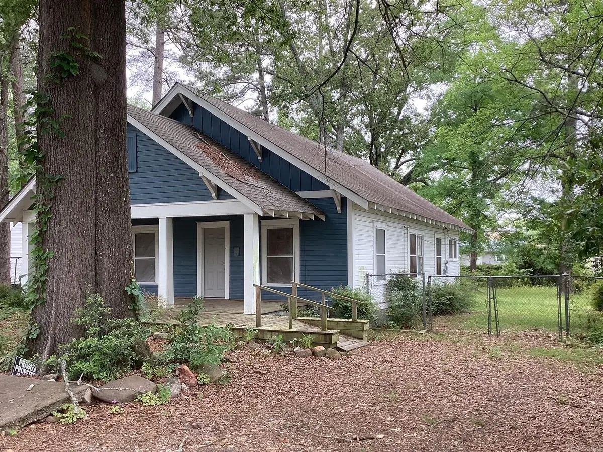 218 E 5th, Prescott, AR 71857 - #1