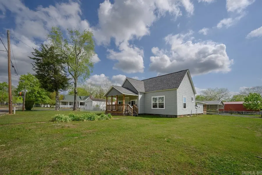 300 Reine Str., Mena, AR 71953 - #3