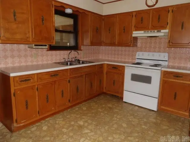 660 Cherry, Piggott, AR 72454 - #2