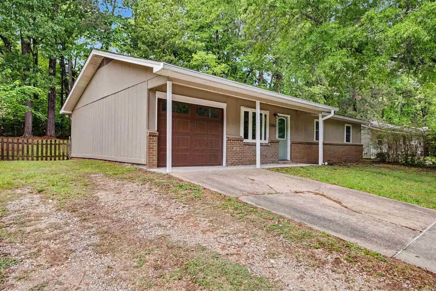 1200 Chris Drive, Benton, AR 72015 - #3