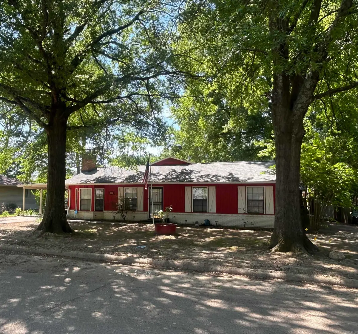 118 E Cloverdale Drive, Brinkley, AR 72021 - #1