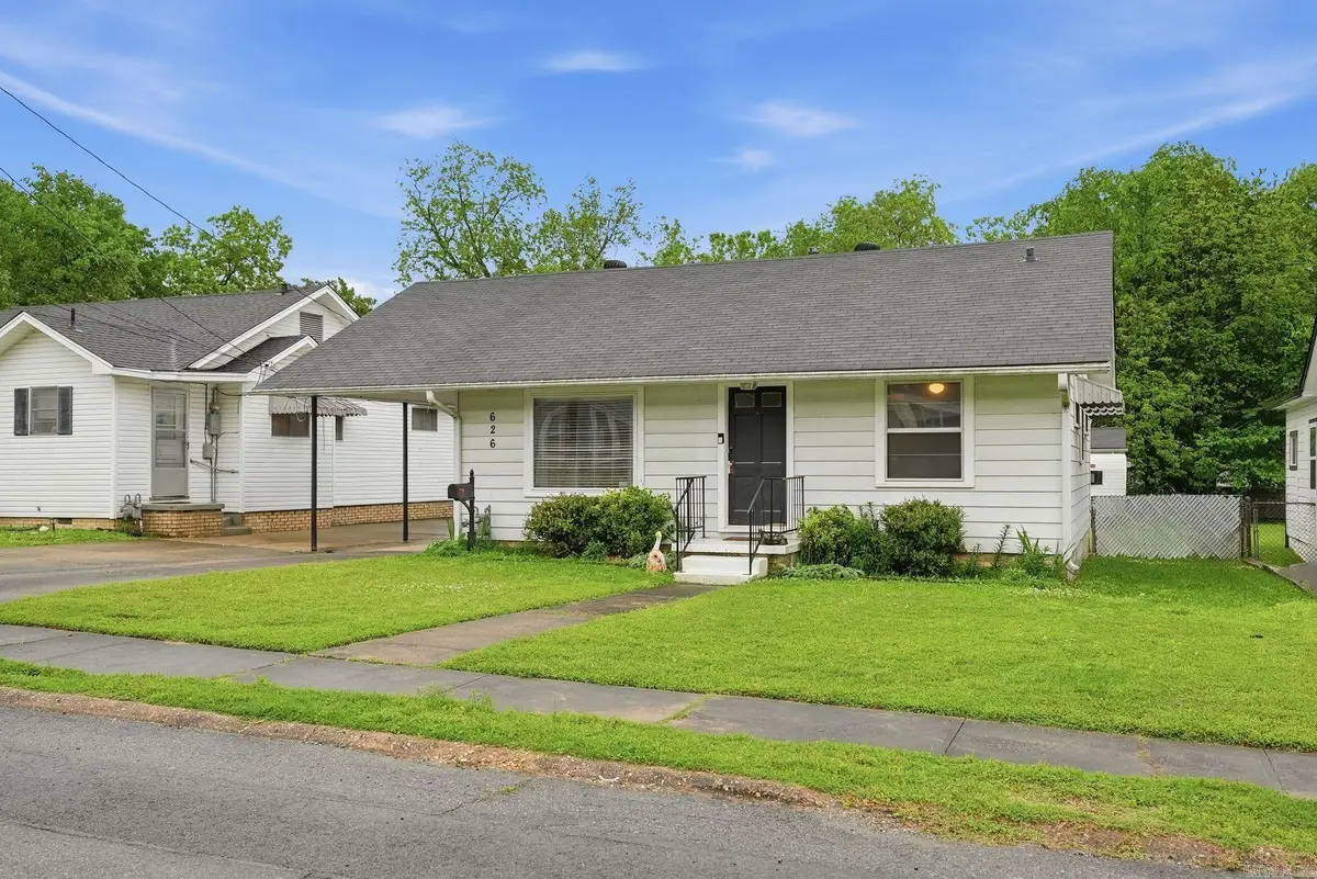 626 W Maple Street, Benton, AR 72015 - #1