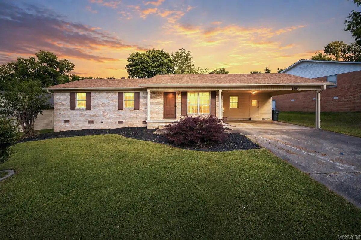 1209 Southedge Drive, Little Rock, AR 72227 - #1