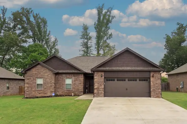 801 Mango Loop, Austin, AR 72007