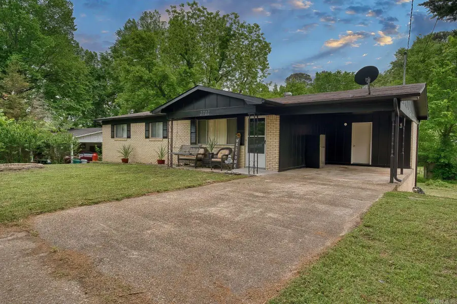 2702 Malvern Avenue, Hot Springs, AR 71901 - #2