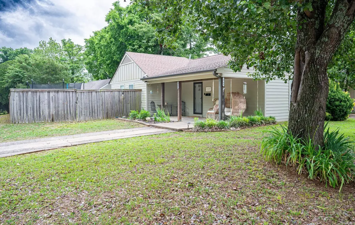 1704 Magnolia Avenue, Little Rock, AR 72202 - #1