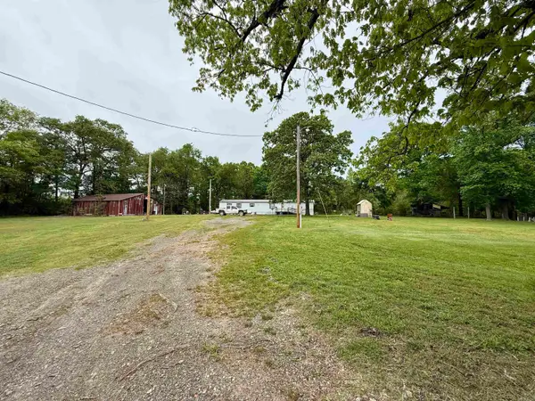 618 Polk Road 24, Cove, AR 71937