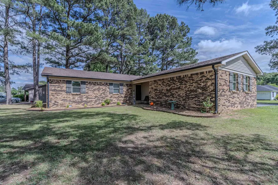 911 Alice Street, Paragould, AR 72450 - #2