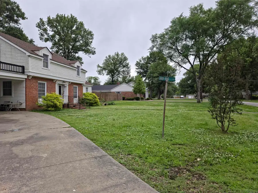 1501 Red Bud Ln, Stuttgart, AR 72160 - #3