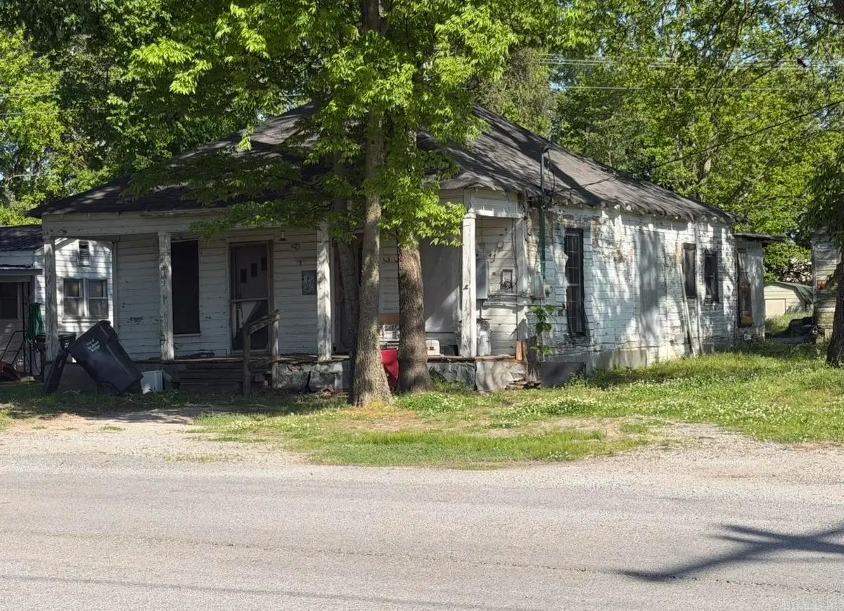 402 NW 6th Street, Walnut Ridge, AR 72476 - #1