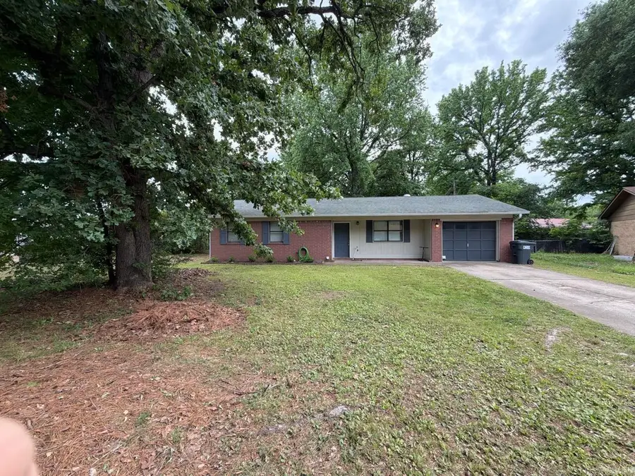 2112 E 14th Street, Russellville, AR 72802 - #3