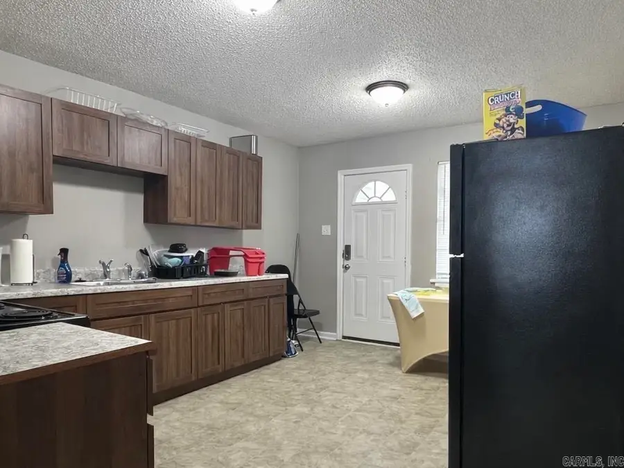 2301 & 2303 Brown St, Little Rock, AR 72204 - #3