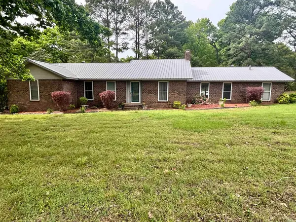 102 Club House Drive, Bald Knob, AR 72010