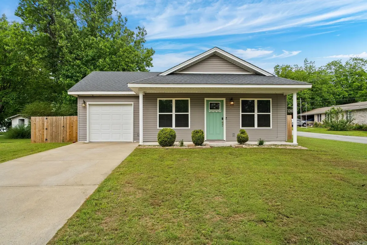 211 N College Street, Sheridan, AR 72150 - #1