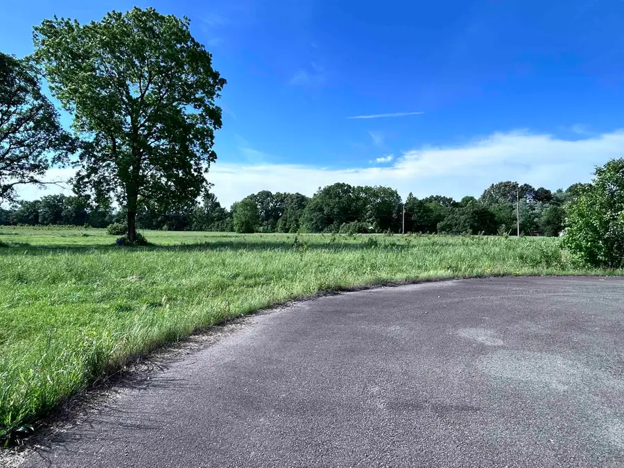 210 S Apple Tree Cove, Beebe, AR 72012 - #3