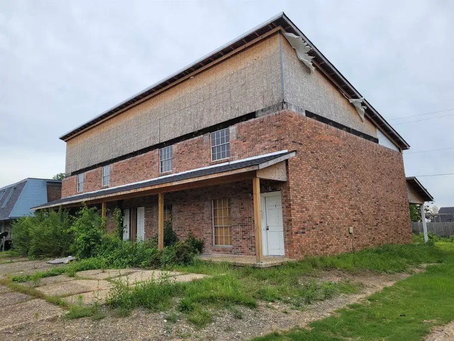 1806 Sanford Drive, Little Rock, AR 72227 - #2