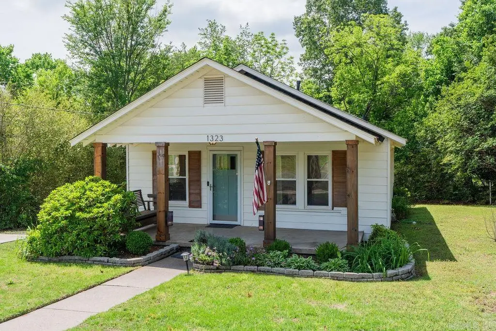 1323 W Searcy Street, Heber Springs, AR 72543 - #1