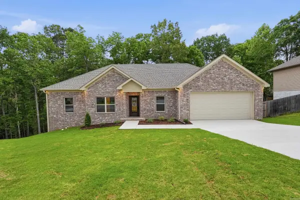 2444 Pleasant Willow Drive, Benton, AR 72015